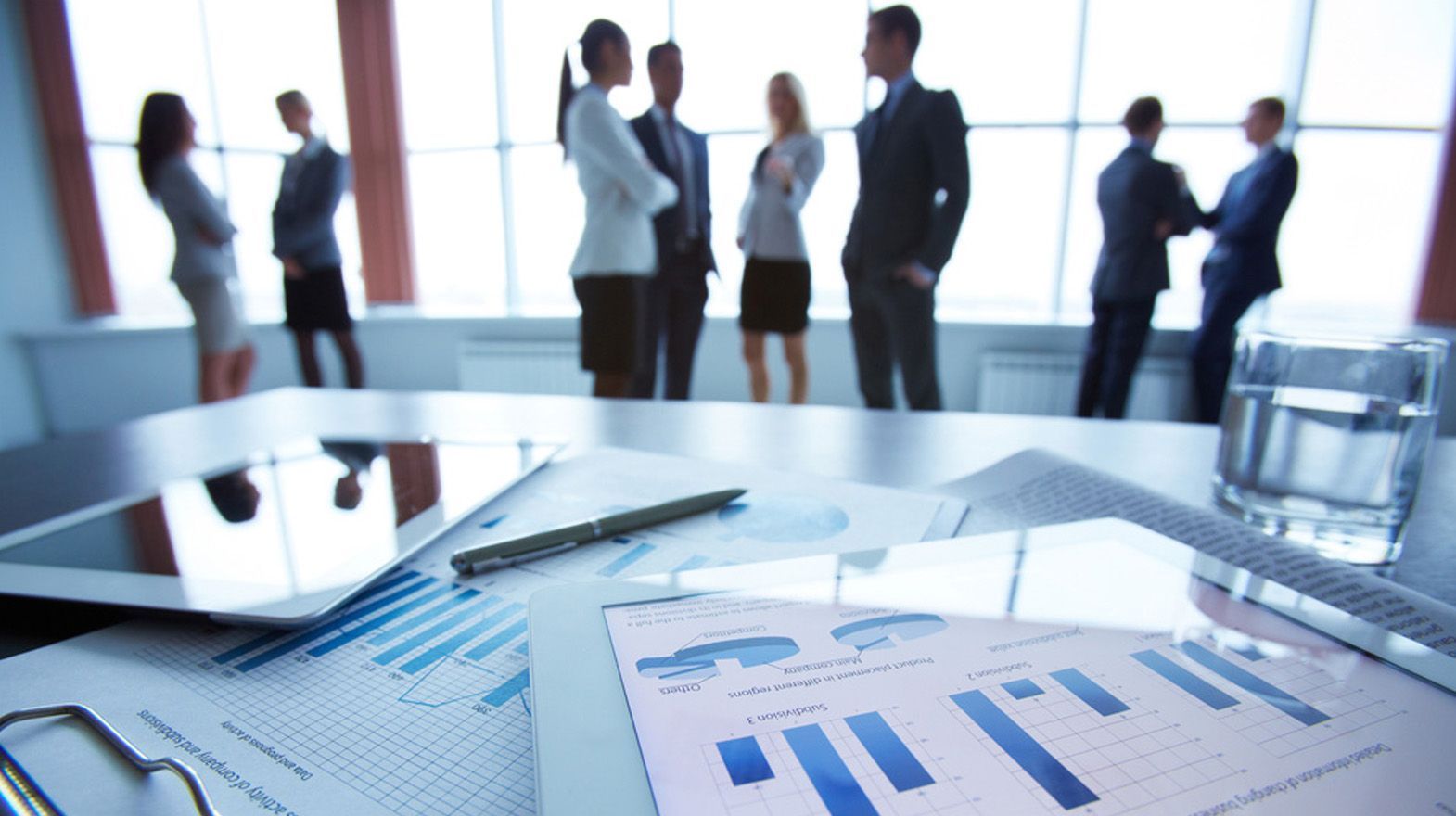 PYMES y emprendedores, víctimas de la falta de Gobierno